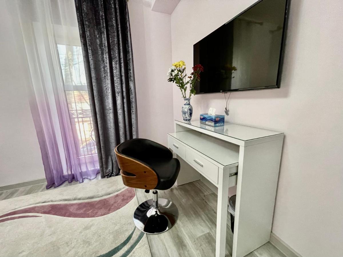 Premier City Apart Hotel Chişinǎu Buitenkant foto